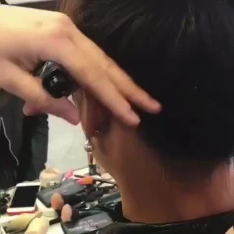 Small Broken Hair Finishing Cream, Hair Wax Stick For Taming Hair And Frizz Control