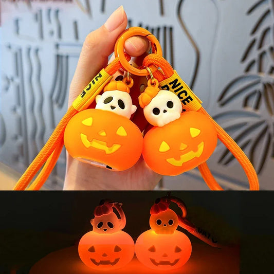 Halloween Pumpkin Lamp Keychain for Men and Women, Cartoon Skull Model, Car Bag Pendant, Keyholder Accessories, Kawaii