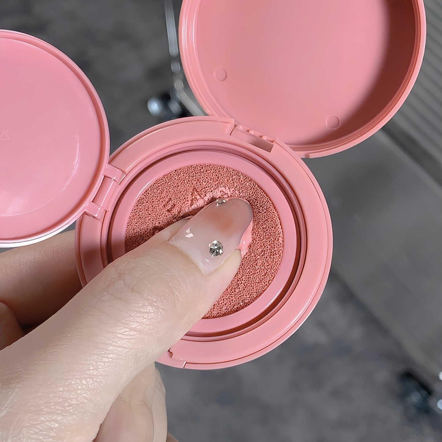 Peachy Keen Blush Cream - Air Cushion Blush for Natural Nude Makeup Look, Matte Monochrome Contour Rouge, Brightening Skin Tone, Lightweight, Buildable, Long-Lasting, Paraben-Free - Enhance Your Temperament with a Healthy Glo